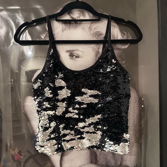 Black and silver sequins top - Picture 1 of 7